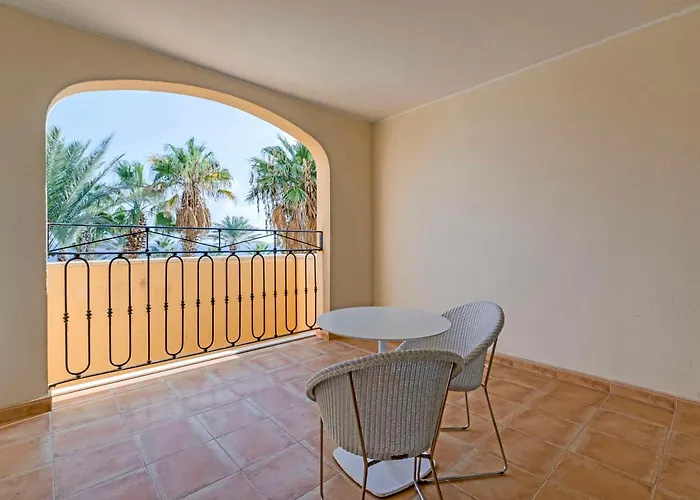 Hilton Malta 5* San Ġiljan