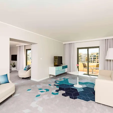 Hilton Malta 5*