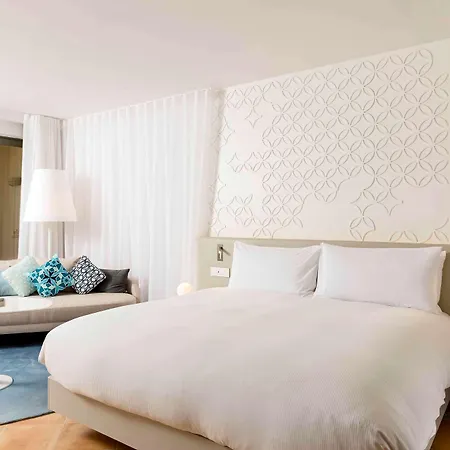Hilton Malta 5* Сент Джулианс