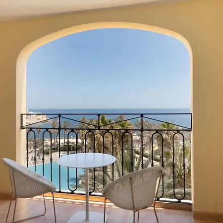 Hilton Malta 5*
