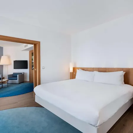 Отель Hilton Malta 5*