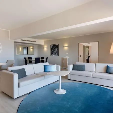 Отель Hilton Malta