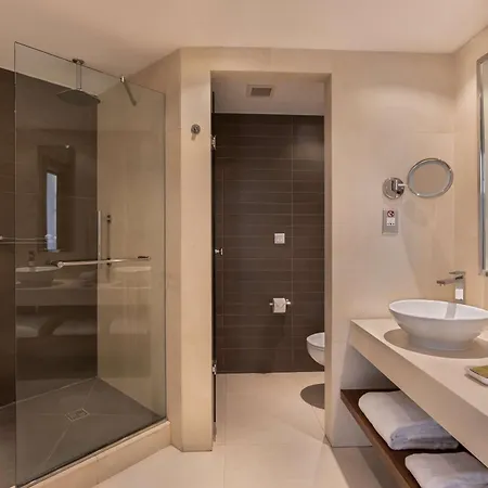 Hotel Hilton Malta 5*