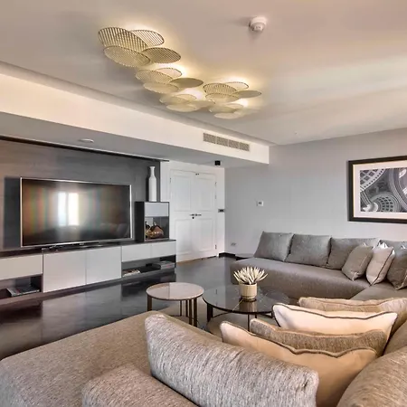 Отель Hilton Malta