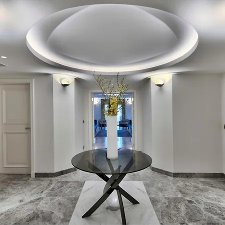 Отель Hilton Malta Сент Джулианс