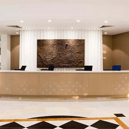 Hilton Malta Сент Джулианс
