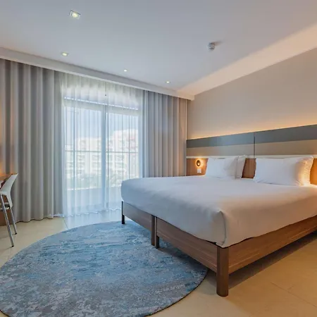 Отель Hilton Malta