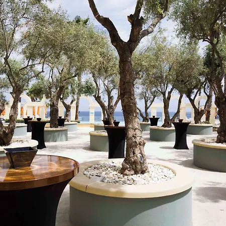 Hilton Malta Ξενοδοχείο 5*